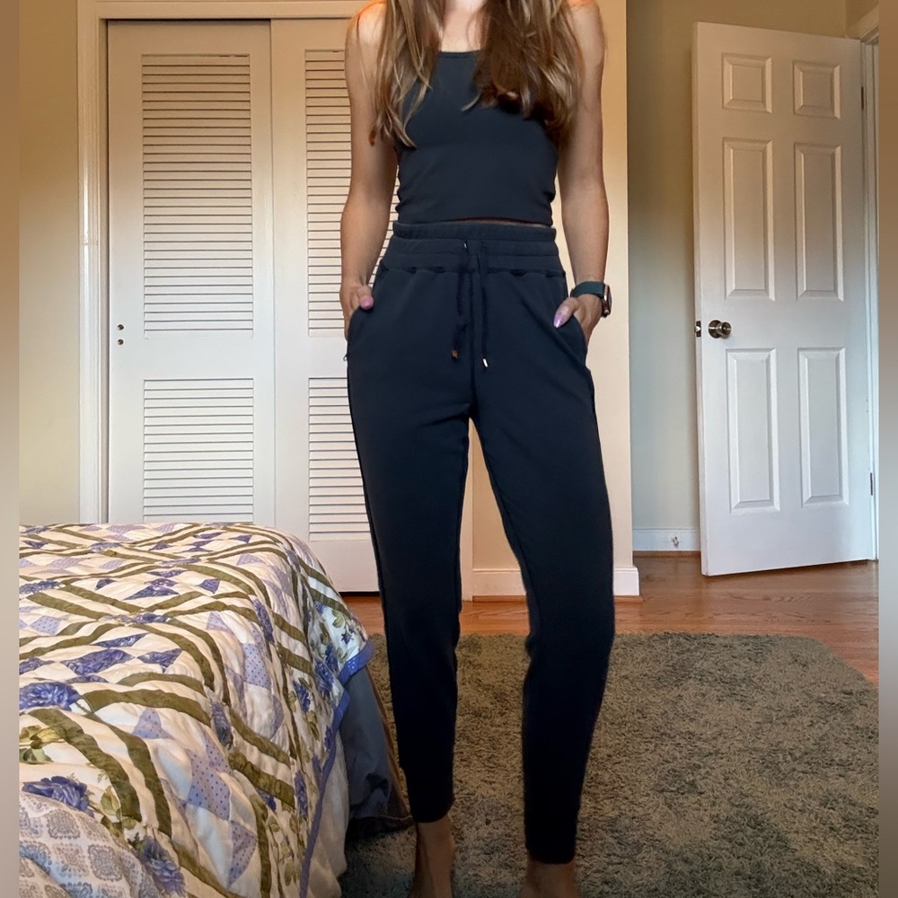 IVL Collective Joggers
